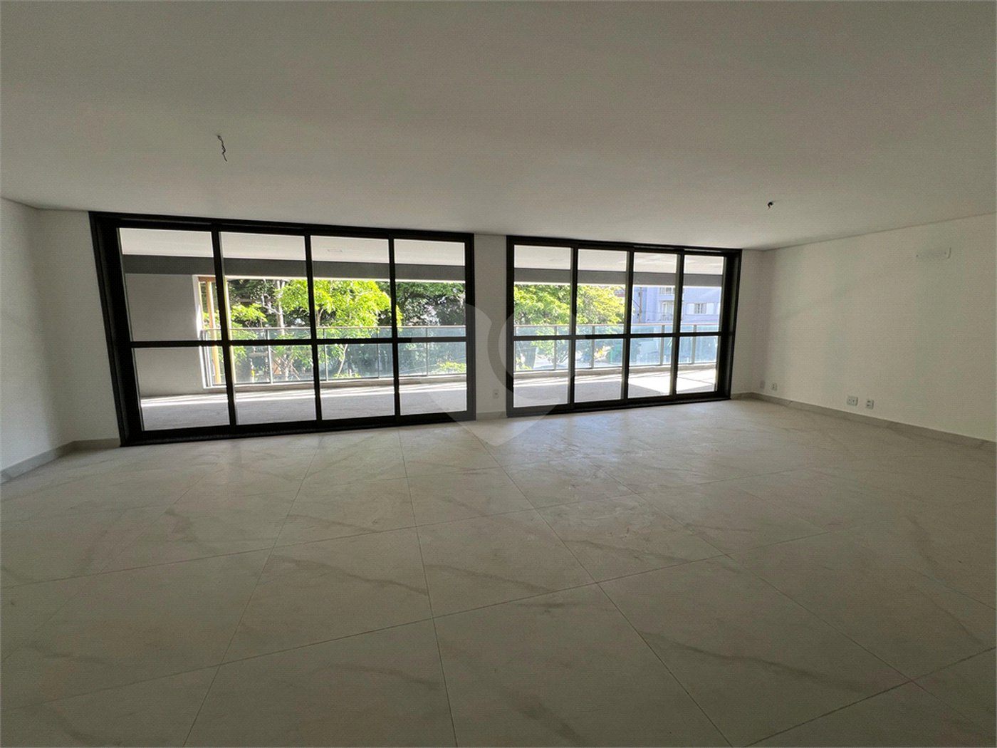 Apartamento à venda com 4 suítes em Sumaré, São Paulo, SP