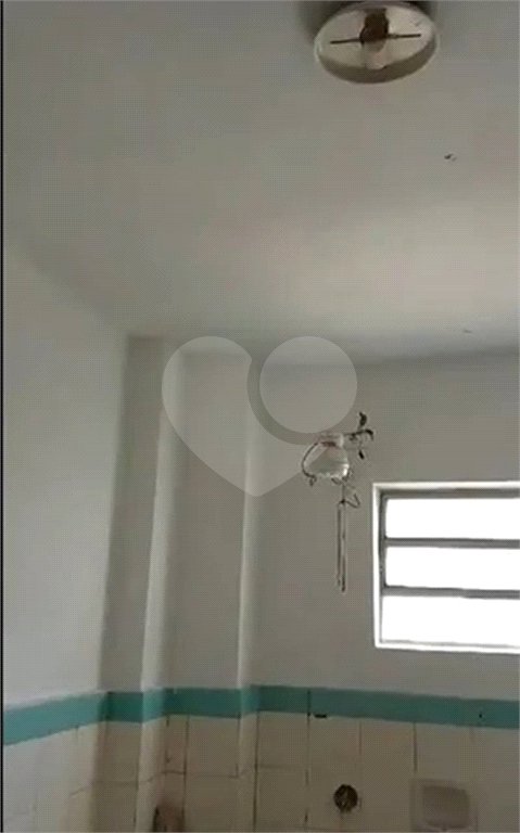 Apartamento na Liberdade para venda