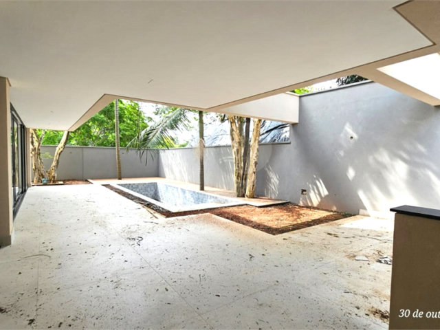 Casa à venda com 4 suítes no condomínio Garda, São Paulo - SP