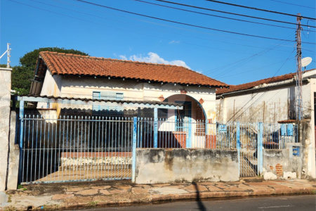 Casa à venda com 4 quartos em Vila Xavier (vila Xavier), Araraquara, SP