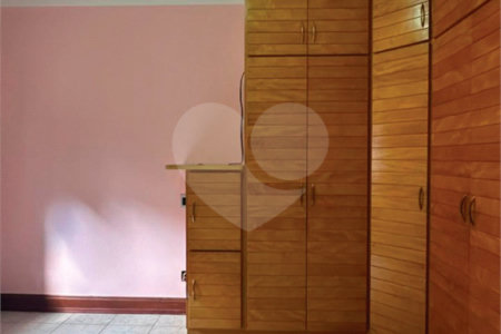 Casa à venda com 5 quartos, sendo 3 suítes, no condomínio Village Terras de Indaiá, Indaiatuba - SP