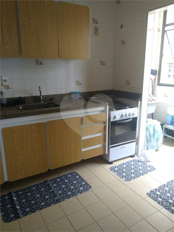 Apartamento à venda com 3 quartos, sendo 1 suíte, em Parque Enseada, Guarujá, SP