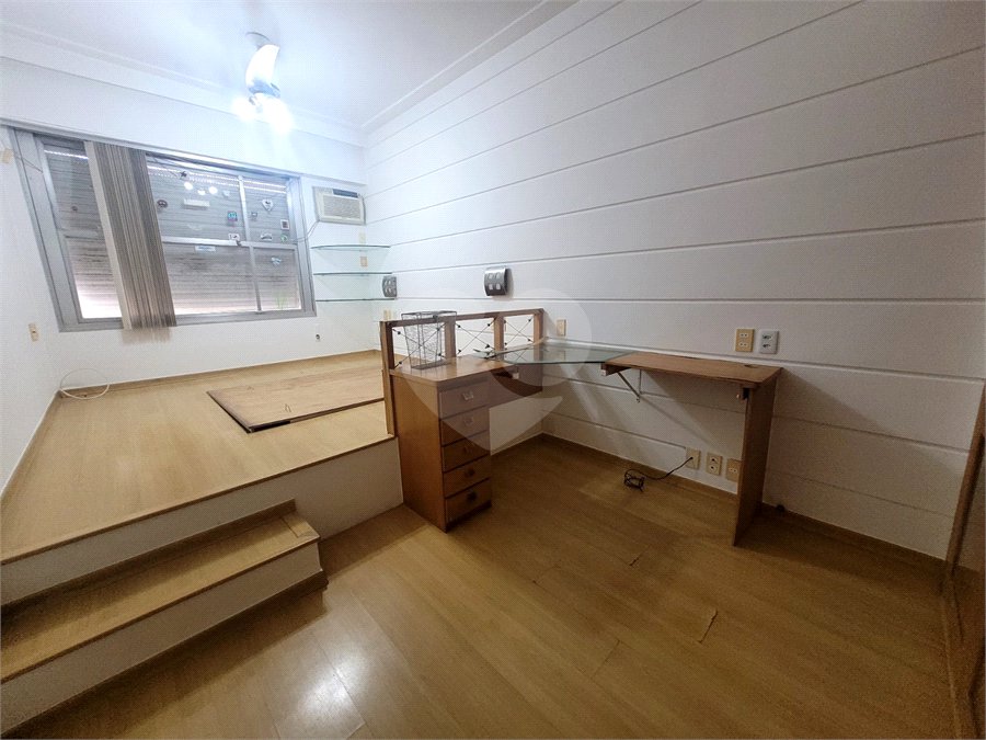 Apartamento à venda com 4 quartos, sendo 1 suíte, em Copacabana, Rio de Janeiro, RJ
