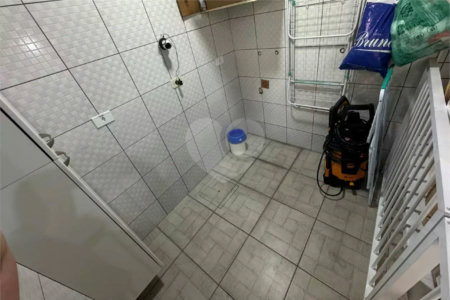 Sobrado à venda com 3 quartos, sendo 1 suíte, em Vila Califórnia, São Paulo, SP
