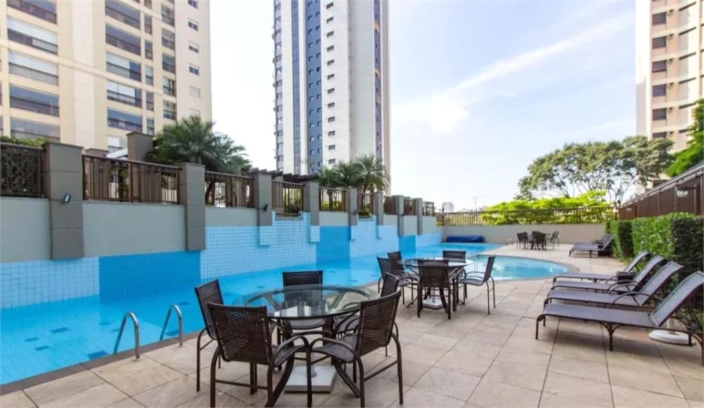 Apartamento à venda com 3 suítes em Paraíso do Morumbi, São Paulo, SP