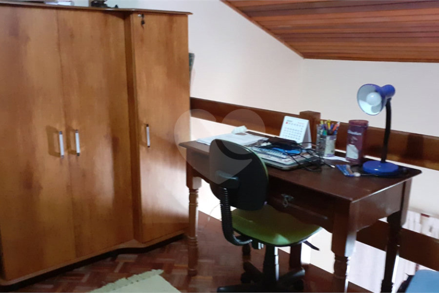 Casa à venda com 3 quartos, sendo 1 suíte, no condomínio Barbará II, São Paulo - SP