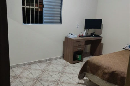 Casa à venda com 3 quartos, sendo 1 suíte, em Jardim Fraternidade, São Paulo, SP
