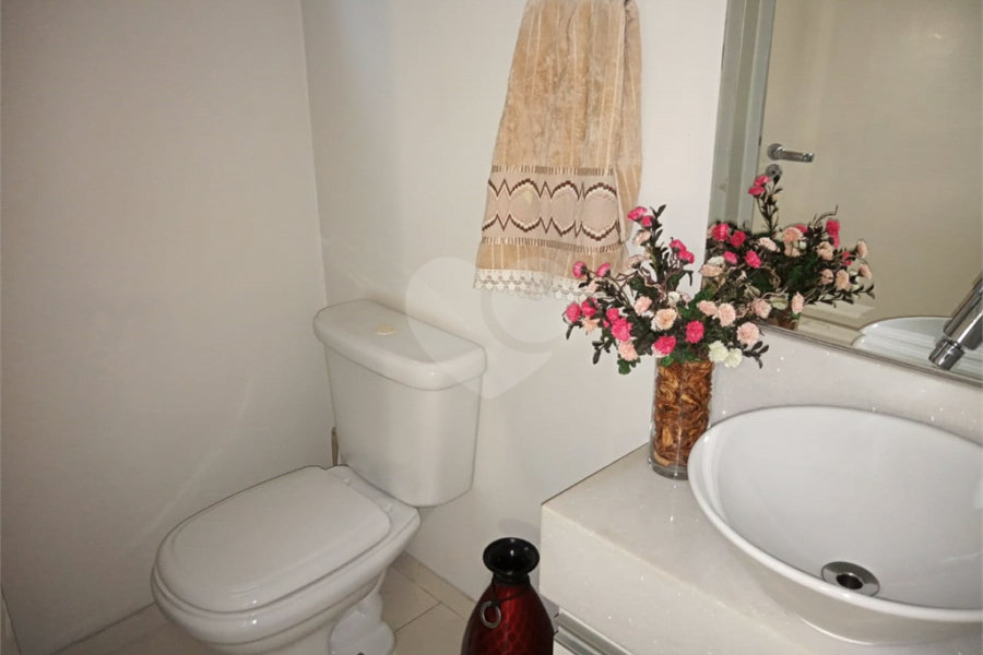 Sobrado à venda com 3 suítes em Vila Mazzei, São Paulo, SP