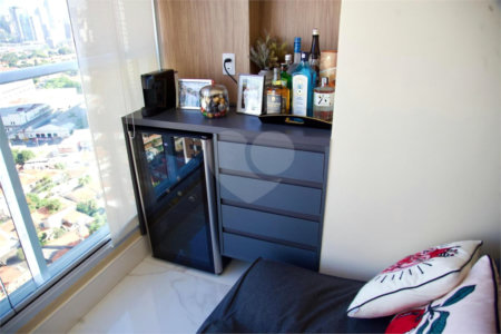 Cobertura à venda com 2 quartos, sendo 1 suíte, em Jardim das Acácias, São Paulo, SP