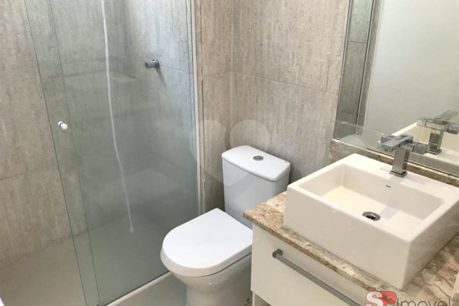 Sobrado à venda com 3 quartos, sendo 1 suíte, em Tremembé, São Paulo, SP