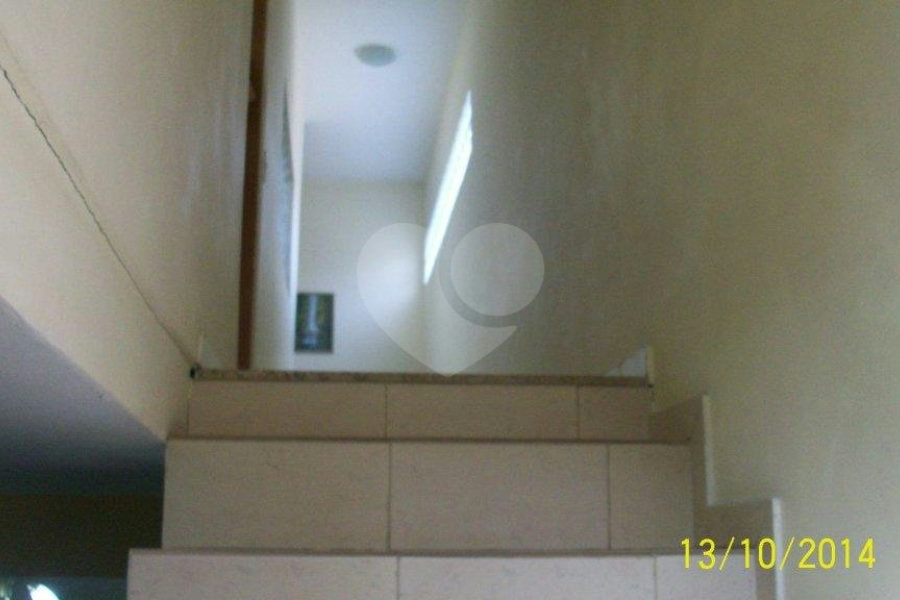 Sobrado à venda com 5 quartos, sendo 1 suíte, em Parada Inglesa, São Paulo, SP