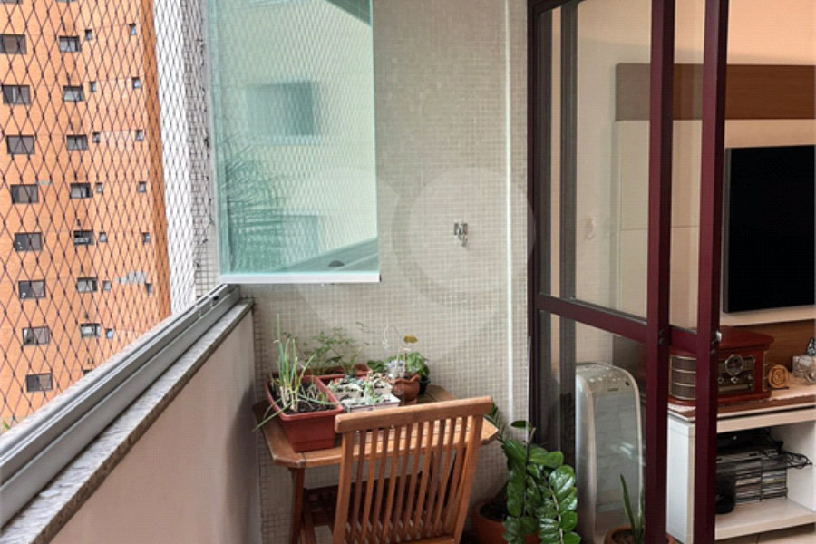 Apartamento à venda com 3 quartos, sendo 1 suíte, em Santana, São Paulo, SP