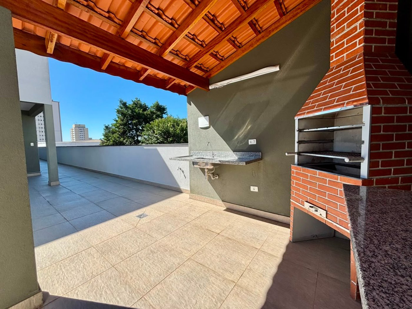 Apartamento à venda com 2 quartos em Vila Mazzei, São Paulo, SP