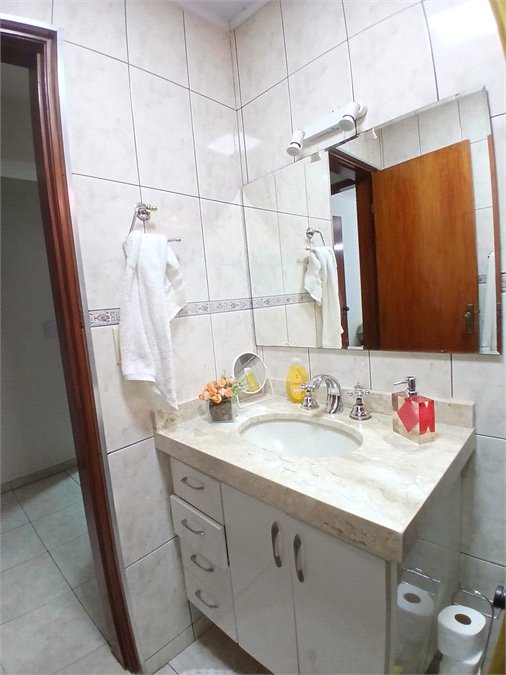 Casa à venda com 3 quartos, sendo 1 suíte, em Vila Rica, São Paulo, SP