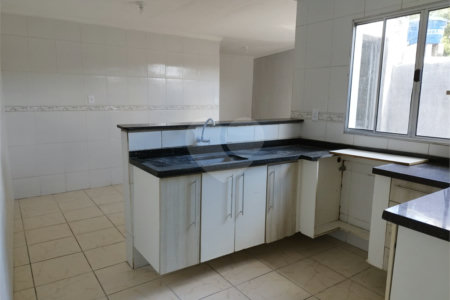 Casa à venda com 2 quartos em Vila Santa Rita, Sorocaba, SP