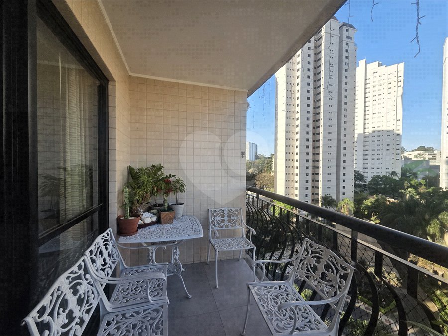 Apartamento à venda em Alto da Boa Vista, São Paulo, SP