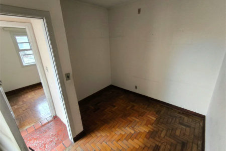 Sobrado à venda com 5 quartos, sendo 1 suíte, em Jardim Trussardi, São Paulo, SP