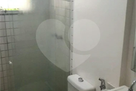 Casa à venda com 3 suítes no condomínio Vale da Santa Fé, Vinhedo - SP
