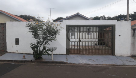 Casa Térrea à venda com 2 quartos em Residencial Deputado José Zavaglia, São Carlos, SP