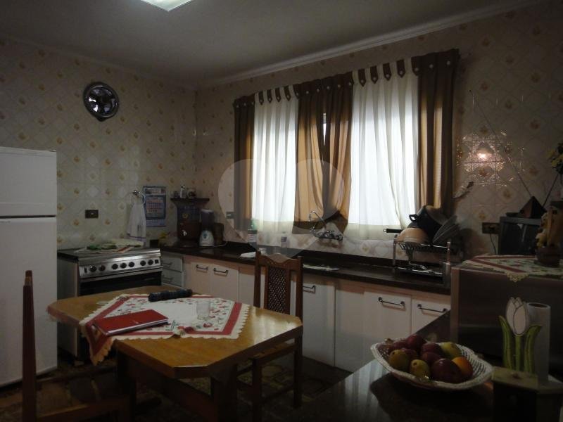 Sobrado à venda com 3 quartos, sendo 2 suítes, em Vila Nova Cachoeirinha, São Paulo, SP