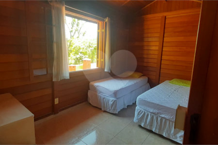 Chácara à venda com 5 quartos, sendo 2 suítes, em Terra Preta (terra Preta), Mairiporã, SP
