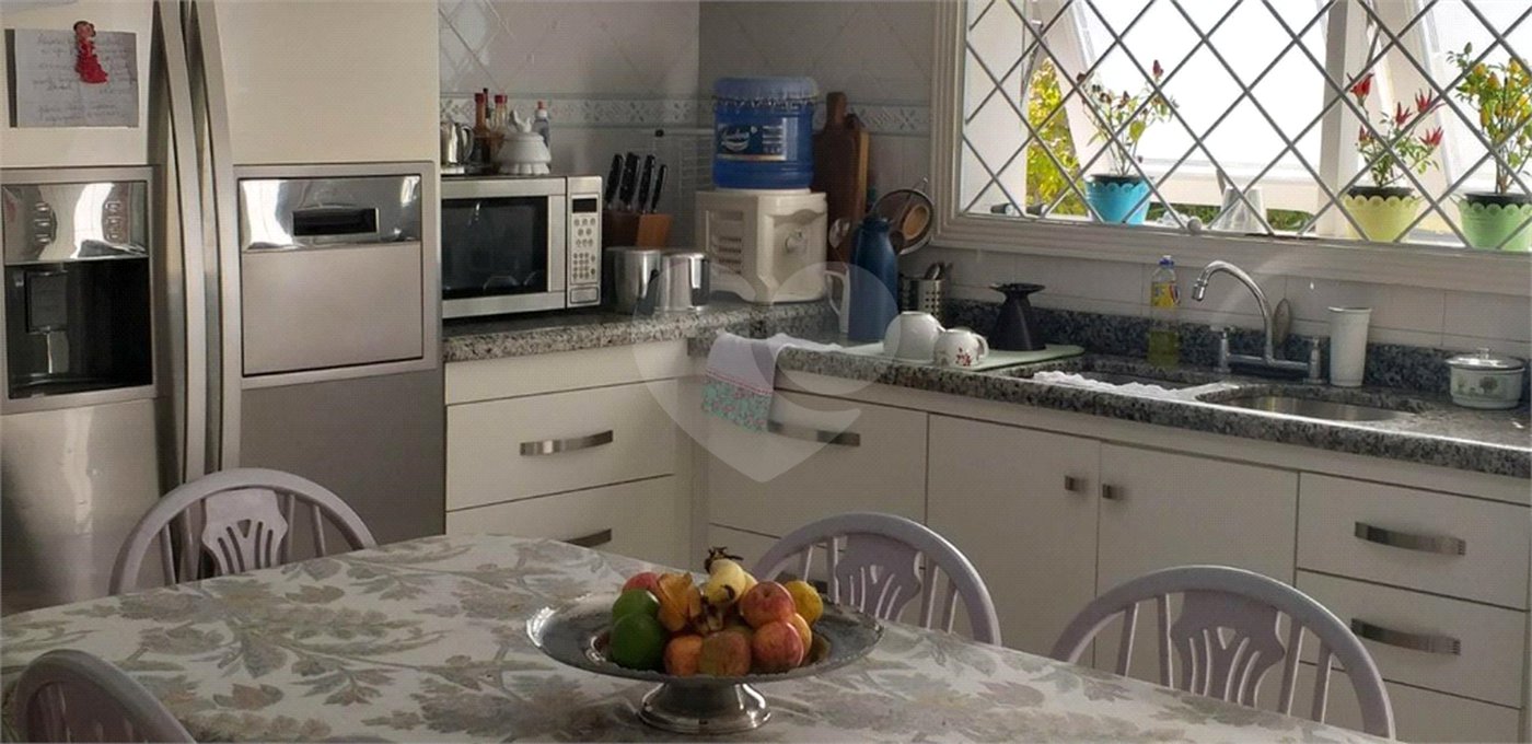 Casa à venda com 4 quartos, sendo 3 suítes,  em Jardim Bonfiglioli, São Paulo, SP