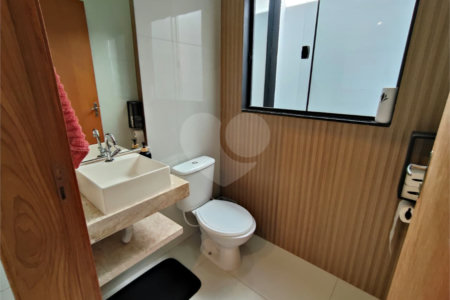 Casa à venda com 3 quartos no condomínio Residencial Lago dos Ipês, Itapetininga - SP