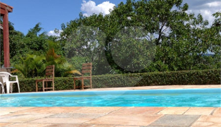 Casa à venda com 7 quartos, sendo 6 suítes,  em Caceia, Mairiporã, SP
