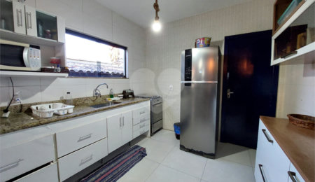 Casa à venda com 2 quartos, sendo 1 suíte,  em São José, Armação dos Búzios, RJ