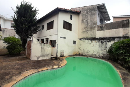 Casa Térrea à venda com 3 quartos, sendo 1 suíte, em Jardim Prudência, São Paulo, SP