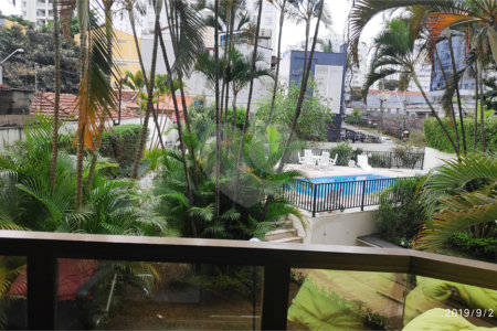 Apartamento à venda com 4 quartos, sendo 2 suítes, em Vila Olímpia, São Paulo, SP