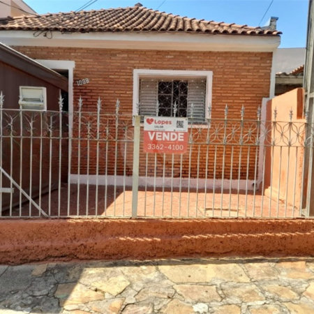 Casa com 2 dormitórios à Venda no Jardim Brasil