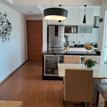 Apartamento à venda com 2 quartos, sendo 1 suíte,  no Centro, Mogi das Cruzes, SP