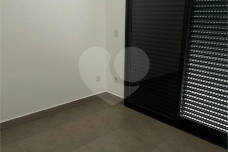 Casa Térrea à venda com 3 quartos, sendo 1 suíte,  em Jardim do Lago, Atibaia, SP
