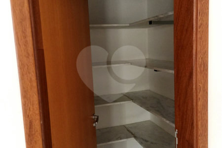 Casa à venda com 4 suítes no condomínio Jardim Theodora, Itu - SP