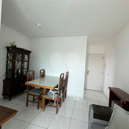 Apartamento à venda com 2 quartos, sendo 1 suíte, em Vila Haro, Sorocaba, SP