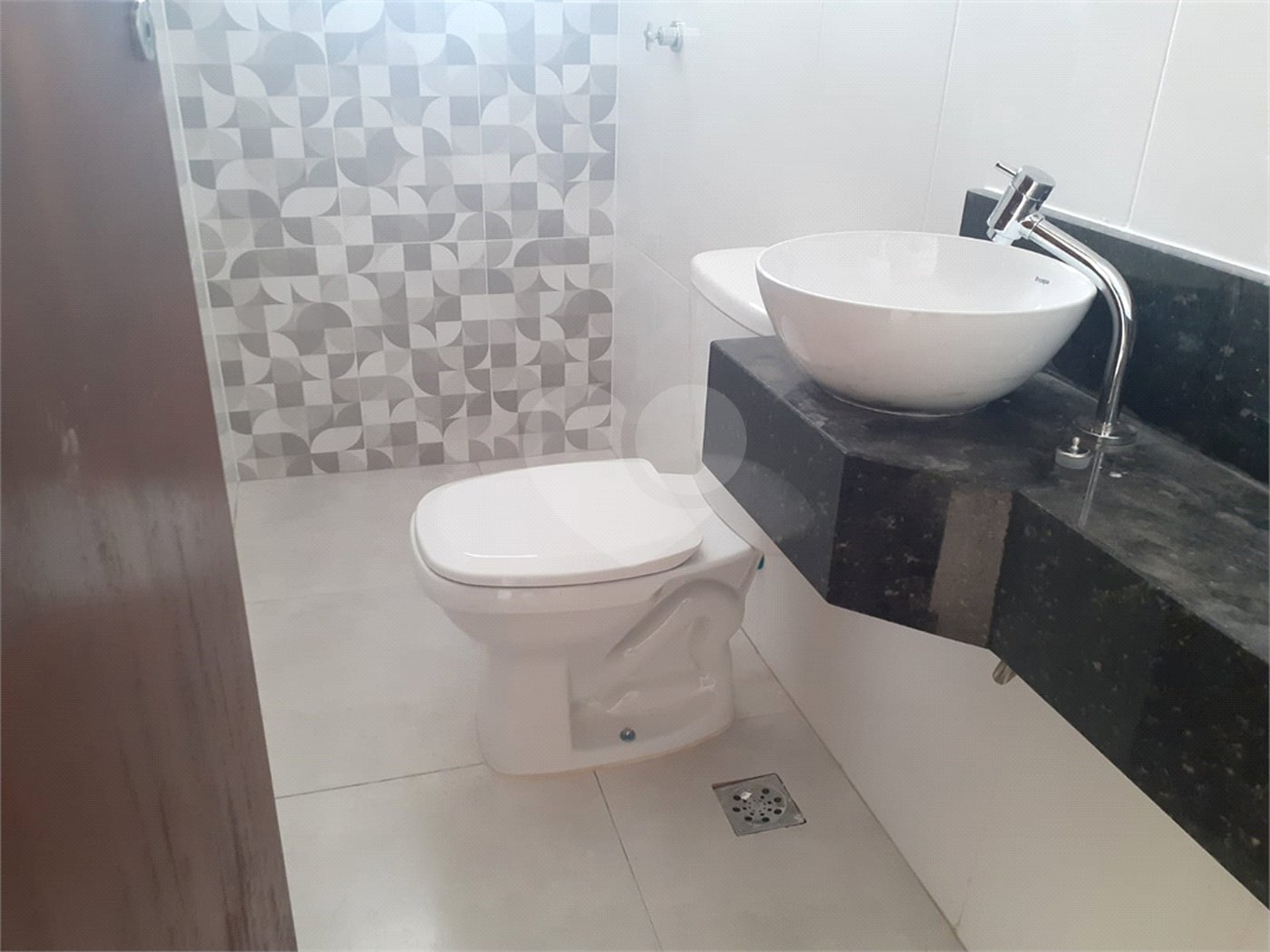 Casa à venda com 3 quartos, sendo 1 suíte, em Nova Cerejeira, Atibaia, SP