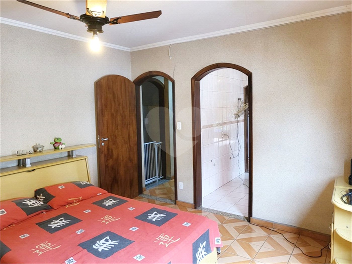 Casa à venda com 4 quartos, sendo 2 suítes, em Vila Maria Alta, São Paulo, SP