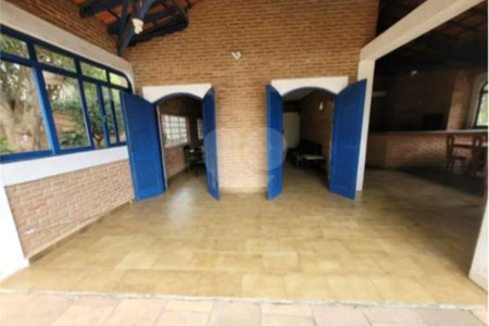Chácara à venda com 5 quartos, sendo 4 suítes, em Chácara Terra Nova, Jundiaí, SP