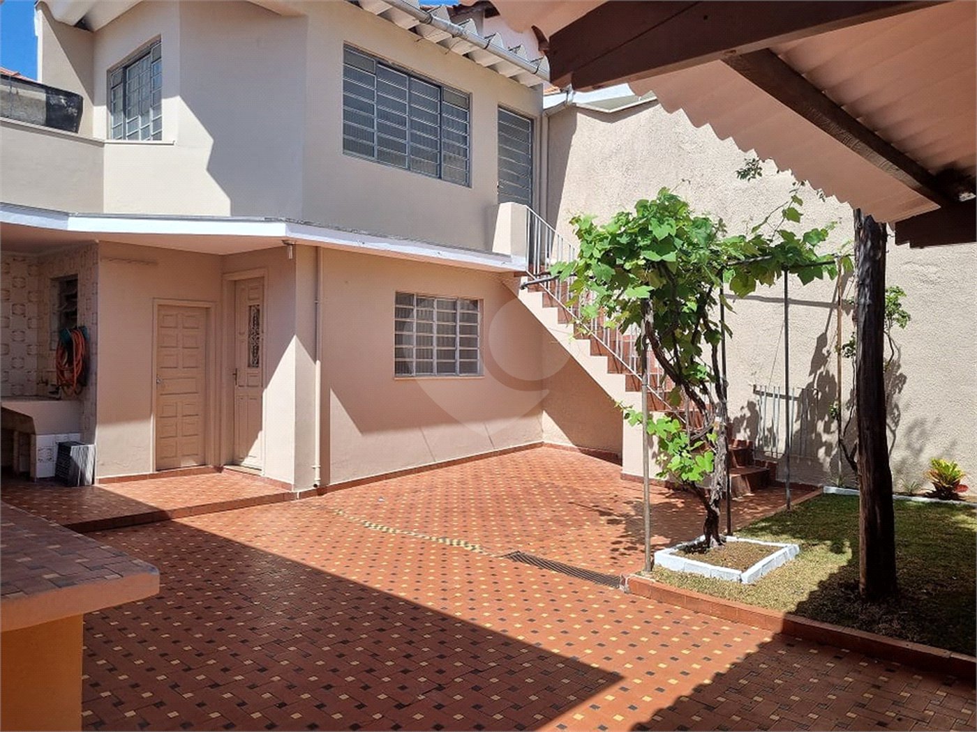 Casa à venda com 3 quartos, sendo 1 suíte, em Santana, São Paulo, SP