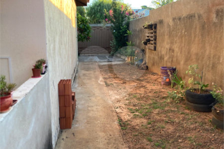 Casa à venda com 3 quartos em Parque dos Ipês I, Ponta Porã, MS