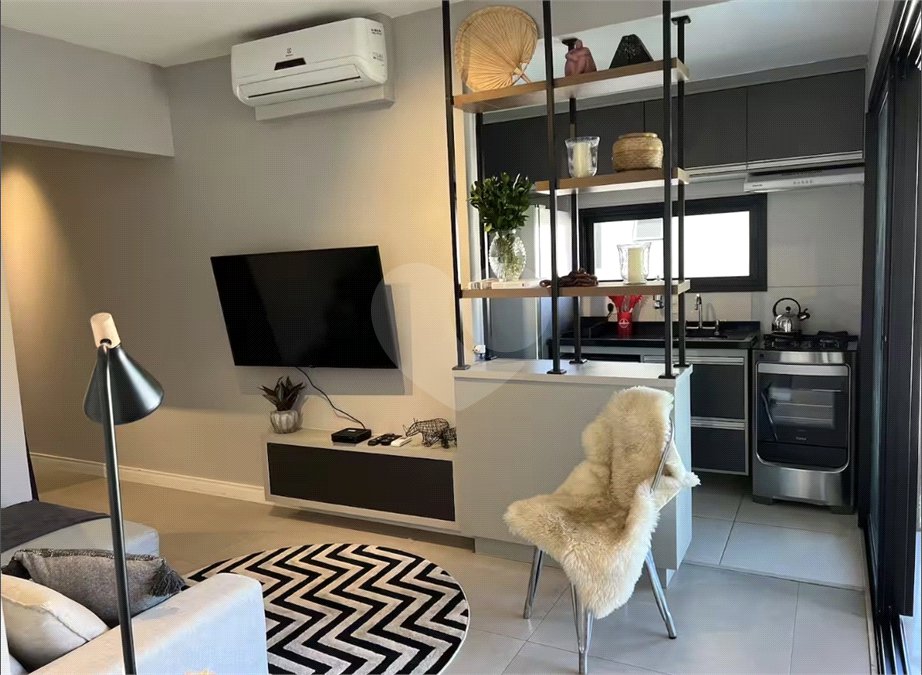 Apartamento para alugar com 2 quartos, sendo 1 suíte,  em Pinheiros, São Paulo, SP