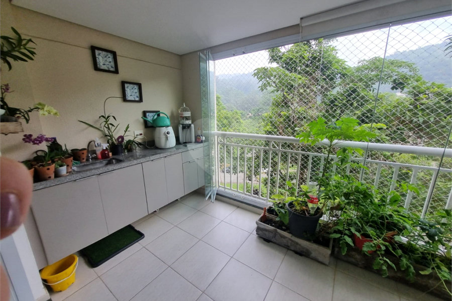 Apartamento à venda com 3 quartos, sendo 1 suíte, em Horto, São Paulo, SP