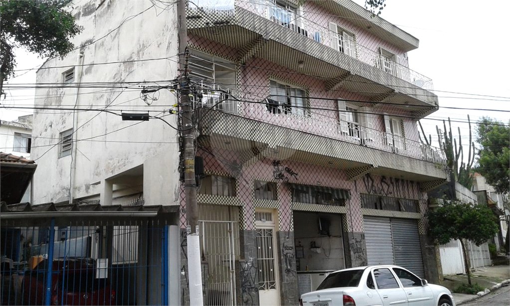 Prédio à venda com 3 quartos, sendo 2 suítes, em Vila Nivi, São Paulo, SP
