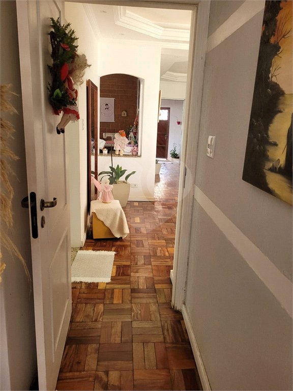 Casa Térrea à venda com 4 quartos, sendo 1 suíte,  em Vila Nova Socorro, Mogi das Cruzes, SP