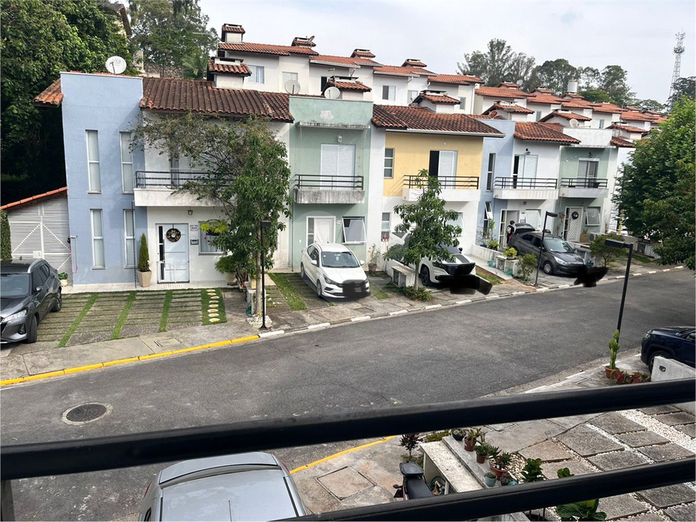 Casa à venda com 3 quartos no condomínio Jd Rebelato, Cotia - SP
