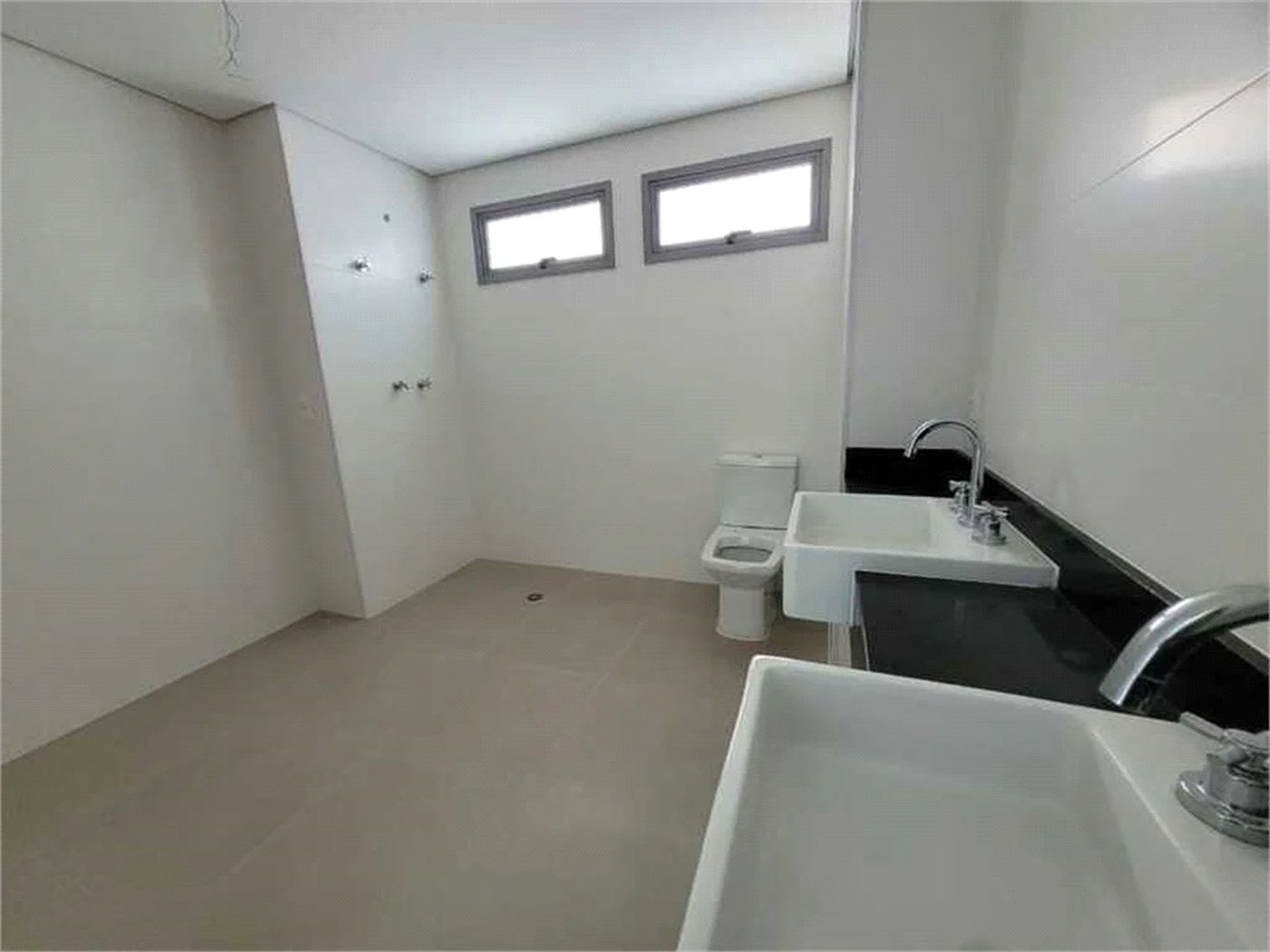 Apartamento à venda com 3 suítes em Água Branca, São Paulo, SP