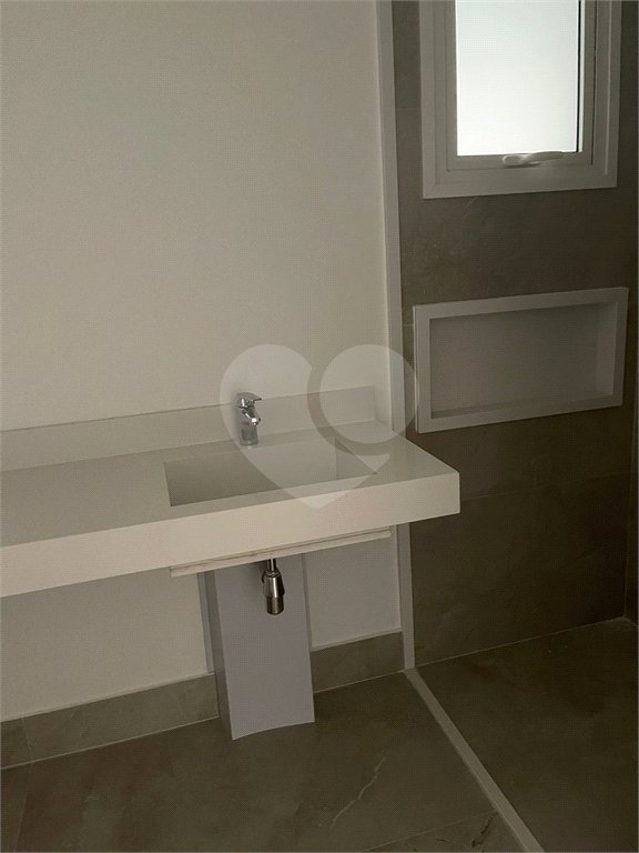 Apartamento à venda com 3 suítes em Moema, São Paulo, SP