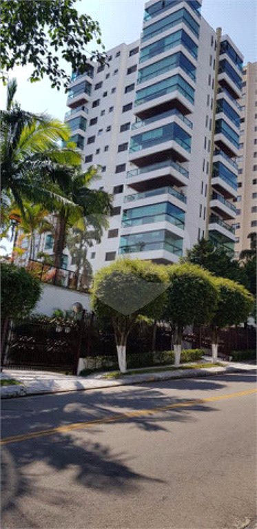 Apartamento à venda com 3 suítes em Vila Suzana, São Paulo, SP