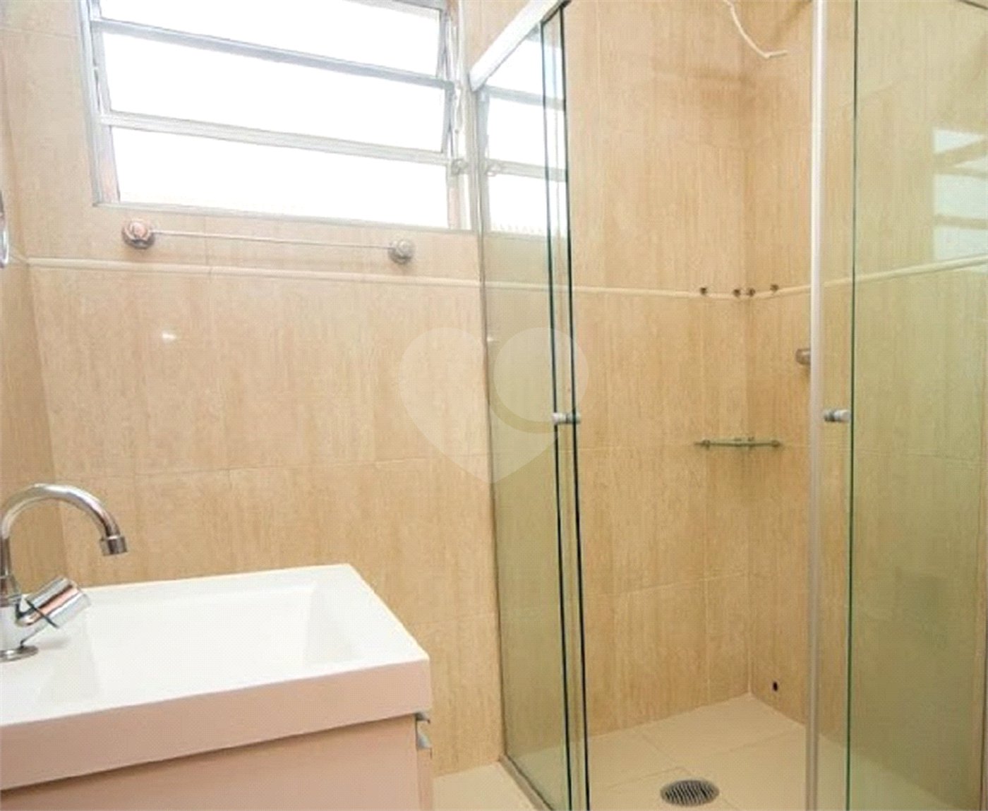 Casa à venda com 3 quartos, sendo 1 suíte,  em Vila Sônia, São Paulo, SP